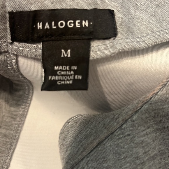 Gray & White Top with White Ruffled Sleeves and Bottom Hem by Halogen/ Medium - Picture 7 of 8